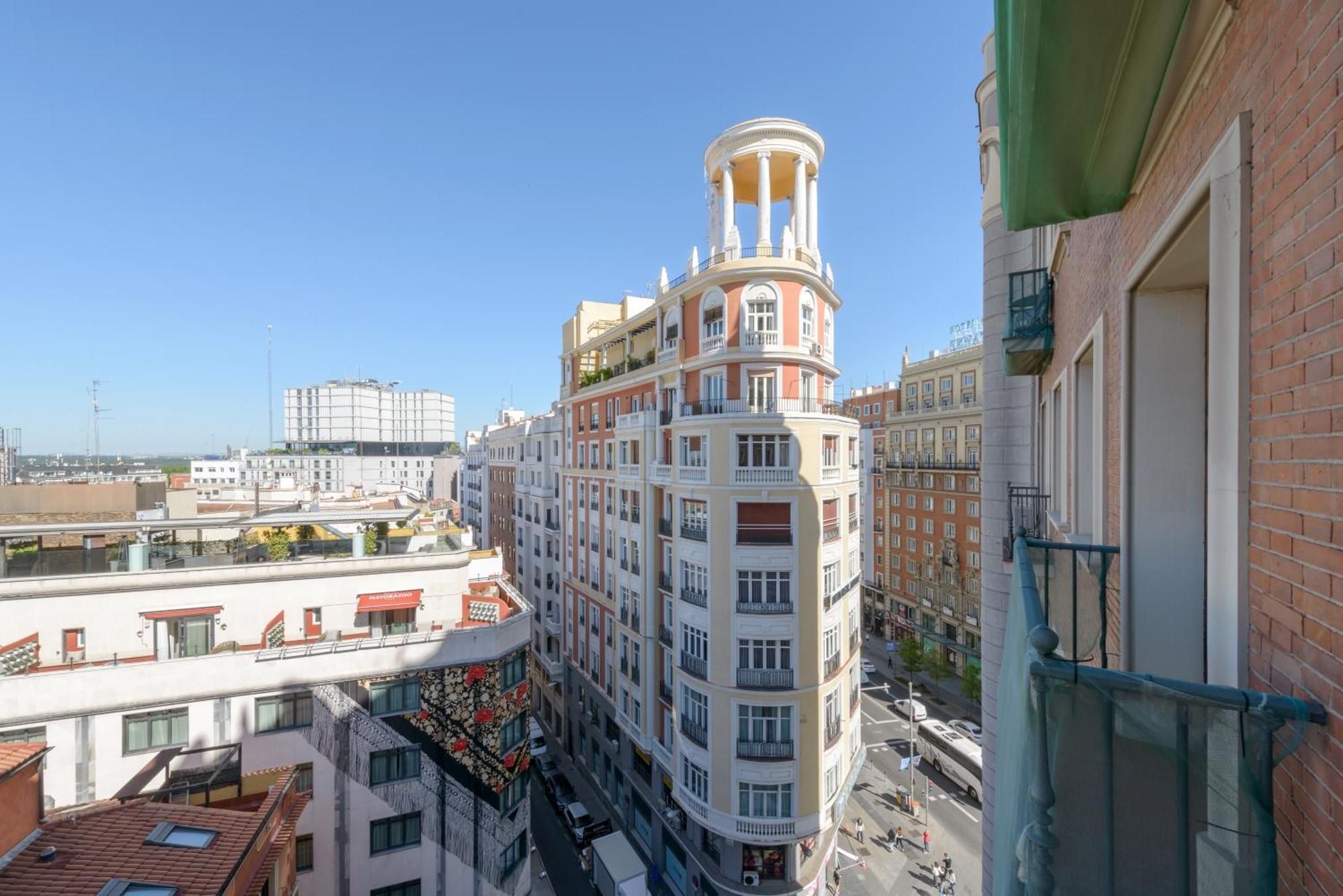 Gran Via Capitals By Monaro***** Apartman Madrid Kültér fotó
